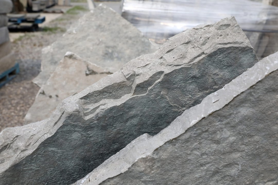 Irregular flagstone for sale in Ohio Stone Center